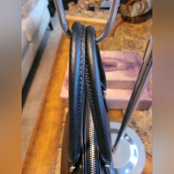 Kate Spade Black Leather Handbag/Crossbody - Picture 5 of 9